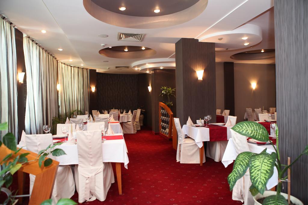 Hotel Perperikon Kŭrdzhali Extérieur photo